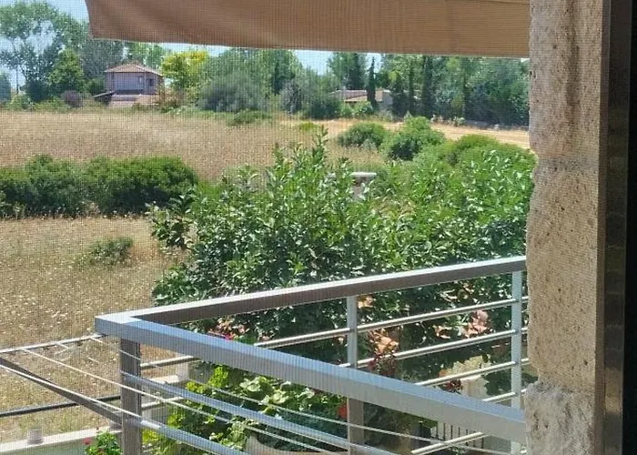 Rodiola House 아파트 *