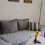 Rodiola House 아파트 *